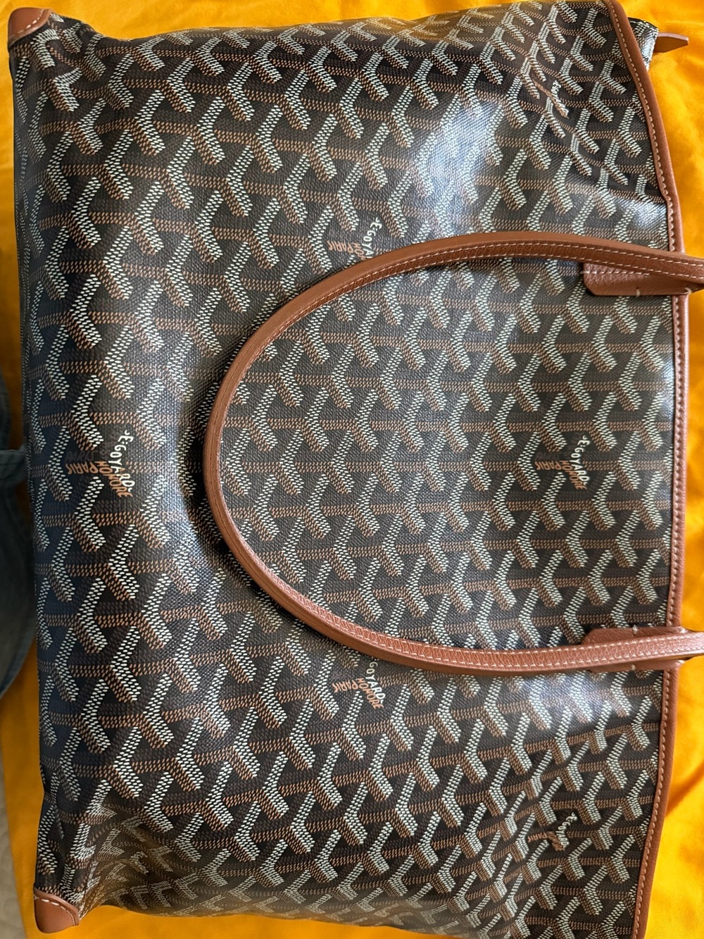 Goyard Brown/Black Sac Artois MM Signature Chevron Pattern Noir Et Natural - Picture 3 of 15